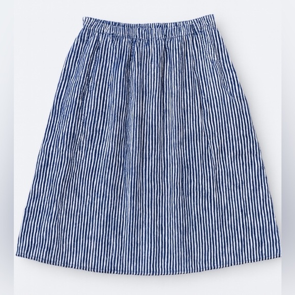 Old Navy Dresses & Skirts - Old Navy Women's Midi Blue & White Striped Skirt, Size XL